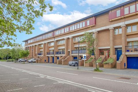 1 bedroom apartment for sale, North Row, Milton Keynes