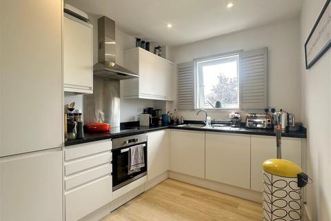 1 bedroom apartment for sale, Aviator Court, York