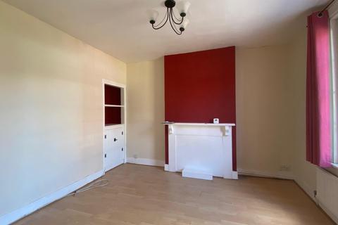 2 bedroom cottage to rent, Bycliffe Terrace, Gravesend