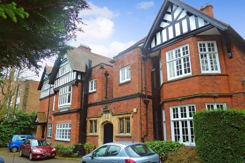 2 bedroom apartment for sale, 68 Wake Green Road, Birmingham B13