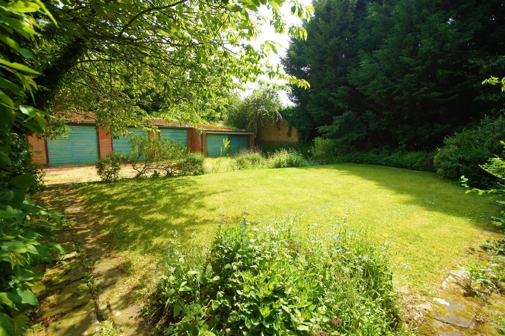 Communal Grounds