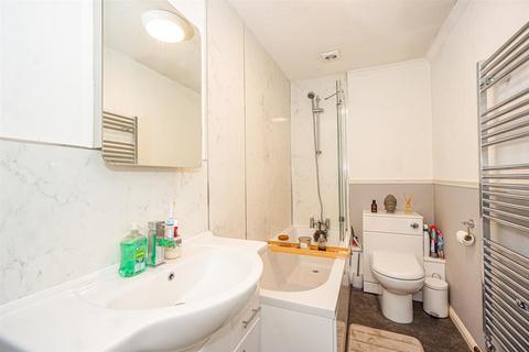 25 Heron Close, St Leonards-on-sea, TN38 8DX