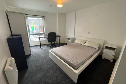 2 bedroom flat to rent, 10E Moss St, Liverpool, L6 1HD