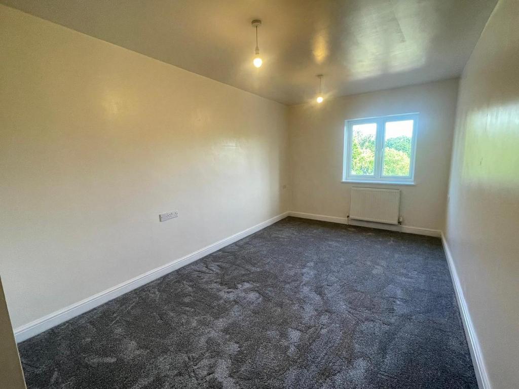 Bedroom 1.jpeg