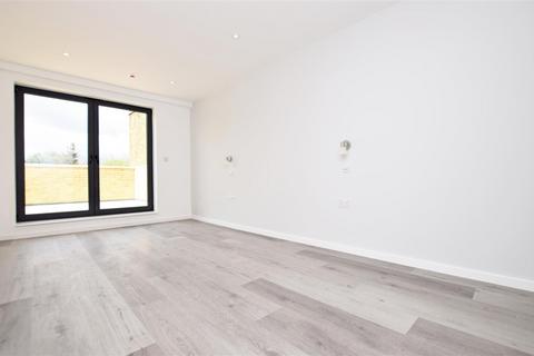 2 bedroom apartment to rent, High Street, Hampton Hill