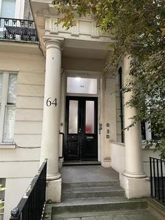 1 bedroom apartment to rent, Gloucester Gardens, London