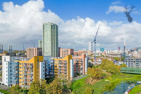 1 bedroom flat for sale, Maltings Close, Bow