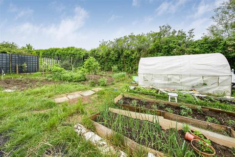 28a Duncroft, Windsor, SL4 4HH
