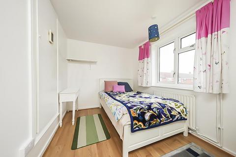 28a Duncroft, Windsor, SL4 4HH
