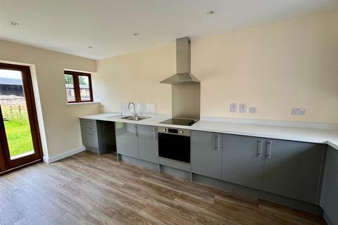 3 bedroom barn conversion to rent, Upton Road, Powick, Worcester