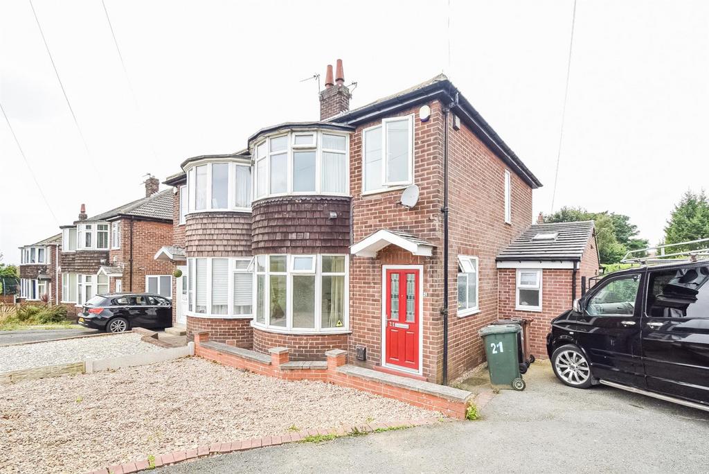 Dewsbury Road, Wakefield WF3 3 bed semidetached house to rent £1,250