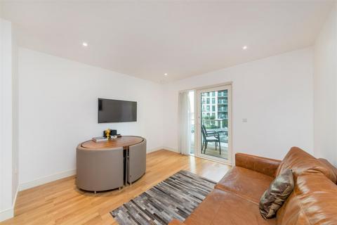 1 bedroom apartment to rent, Juniper Drive, London SW18