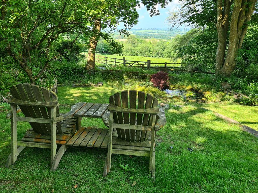 Langore, Launceston 3 bed cottage for sale £375,000