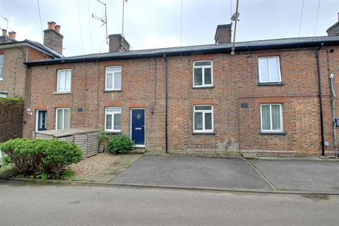 4 bedroom terraced house for sale, Stocks Road, Aldbury