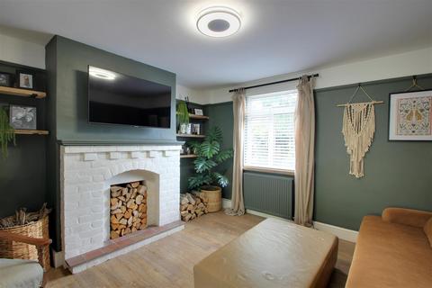 4 bedroom terraced house for sale, Stocks Road, Aldbury