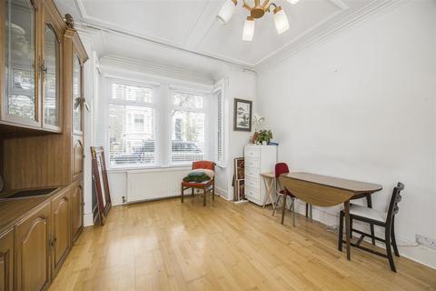 2 Dawlish Road, London, E10 6QD
