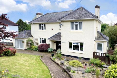 4 bedroom detached house for sale, Dunheved Road, Launceston, Cornwall, PL15