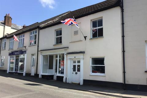 High Street & Shop, Exmoor National Park, Dulverton, Somerset, TA22