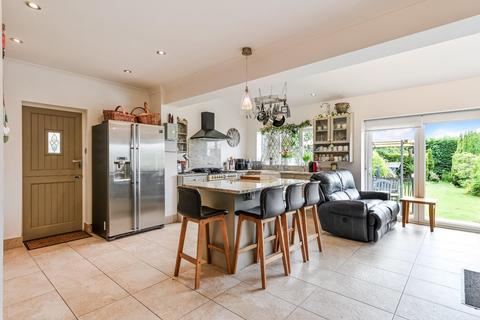 78 Merland Rise, Epsom, KT18 5RW