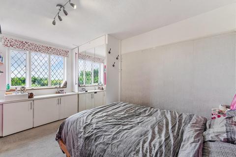 78 Merland Rise, Epsom, KT18 5RW