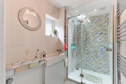 78 Merland Rise, Epsom, KT18 5RW