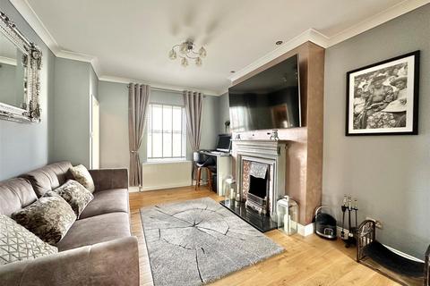 125 Buxton Road, Disley, Stockport, SK12 2HA