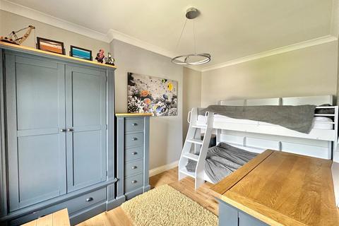 125 Buxton Road, Disley, Stockport, SK12 2HA