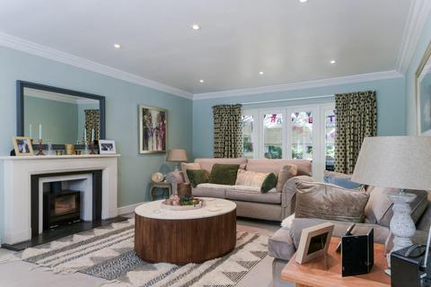 Blue Pines Boxhill Road, Tadworth, KT20 7JN