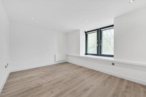 1 bedroom flat to rent, Victoria Road, Horley
