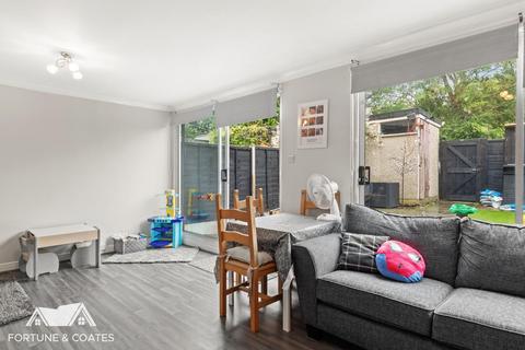 52 Lower Meadow, Harlow, CM18 7RE