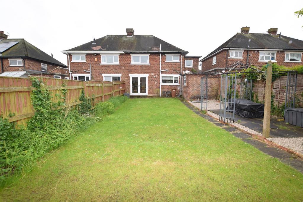 Trinity Road, Cleethorpes DN35 4 bed semidetached house for sale £