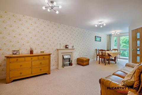 2 bedroom apartment for sale, Shackleton Place, Devizes, Wilts, SN10 2GZ