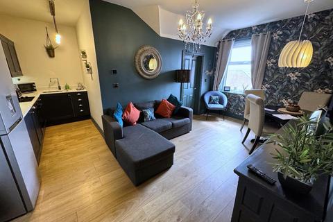 2 bedroom apartment for sale, Argyle Road, Whitby