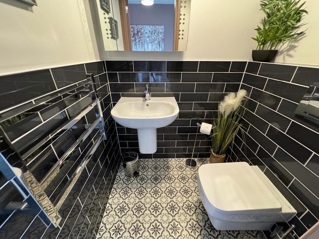 WC from Bedroom 1