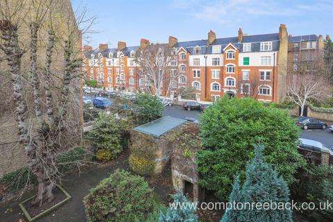 2 bedroom apartment to rent, Westside Court, London W9
