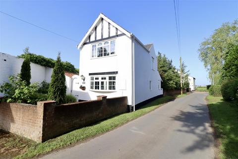 3 bedroom detached house for sale, Ings Lane, Ellerker, Brough