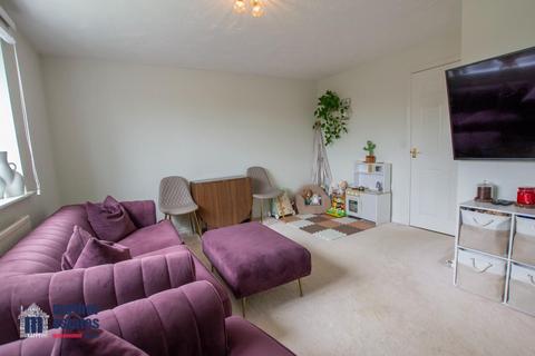 2 bedroom flat for sale, Cleveland Way, Stevenage