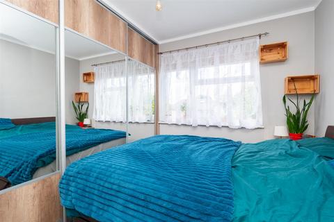 8a Wrythe Lane, Carshalton, SM5 2RN