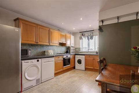126 Bradley View, Holywell Green, Halifax, HX4 9EA