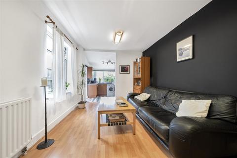 2 bedroom flat for sale, Peel Road, Wembley