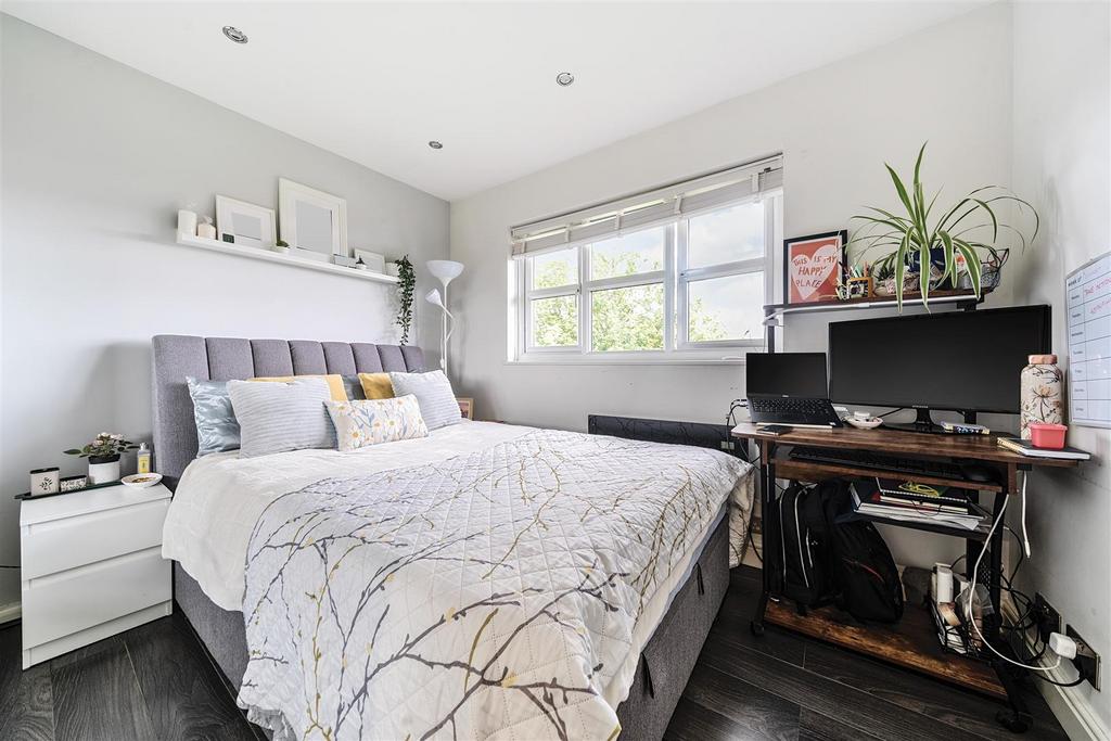 Bedroom.jpg