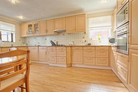 3 bedroom detached bungalow for sale, Old Forge Way, Skirlaugh