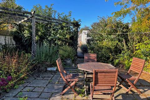 6 Rowley Road, Little Weighton, Cottingham, HU20 3XQ