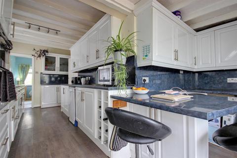 6 Rowley Road, Little Weighton, Cottingham, HU20 3XQ