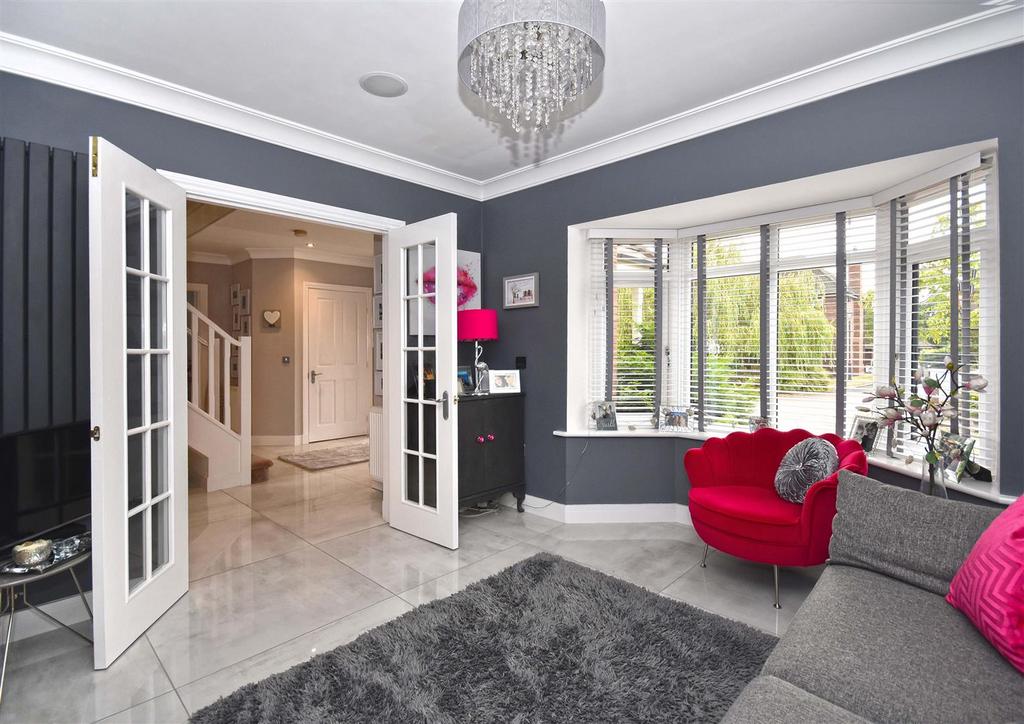 8 The Moat House-snug.jpg