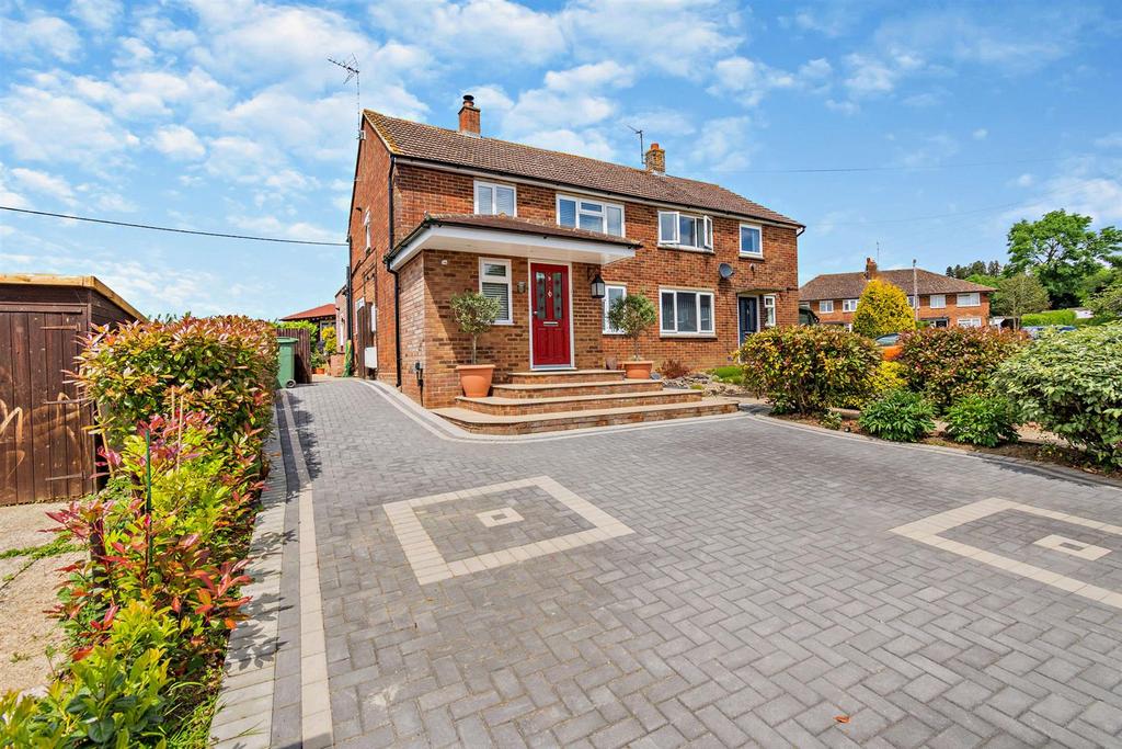 Cornwallis Avenue, Linton, Maidstone 2 bed house for sale £400,000