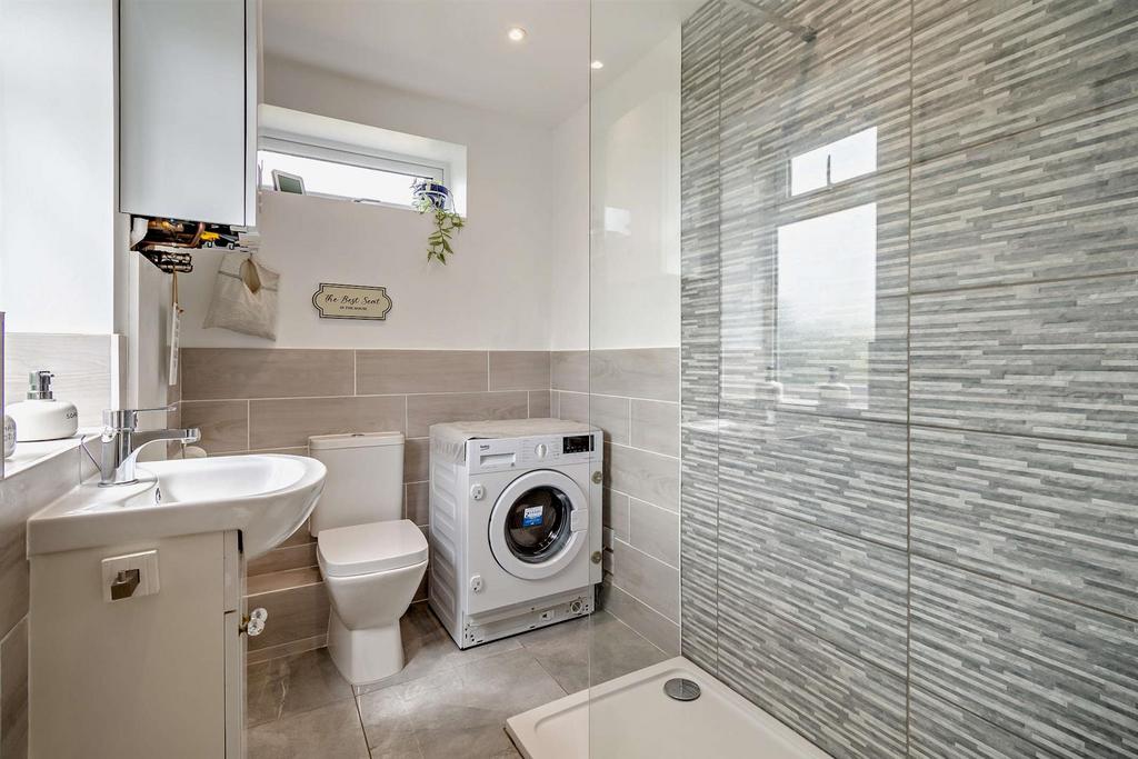 Shower Room/Utility