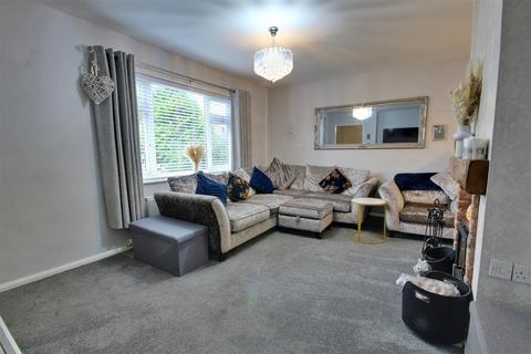 3 bedroom semi-detached house for sale, Hill Crest, Beverley