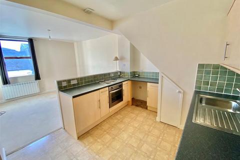 2 bedroom apartment to rent, Park Lane, Macclesfield, Cheshire