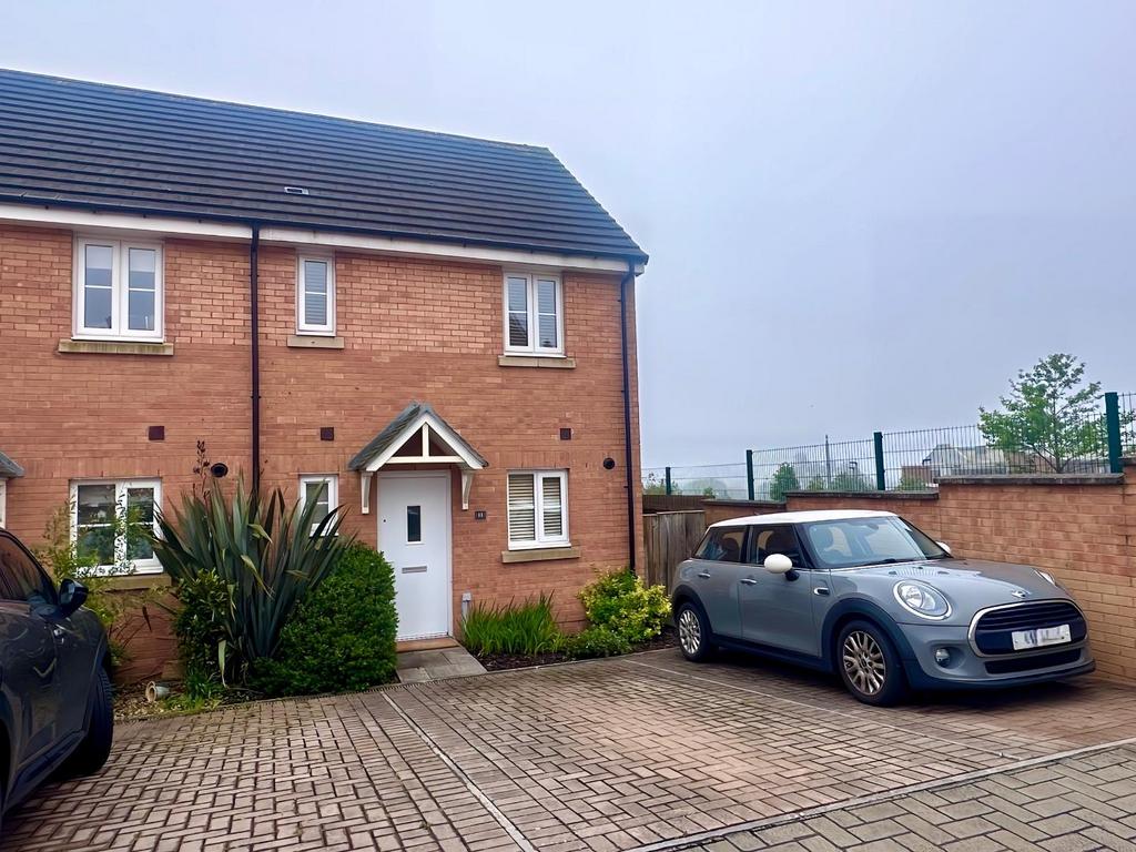 Rhodfa'r Celyn, Parc Derwen, Coity... 2 bed end of terrace house for